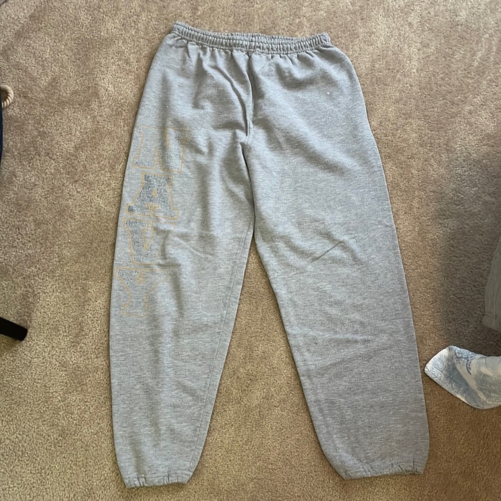Light grey sweatpants